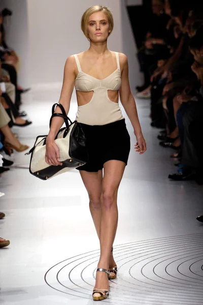 Look 42